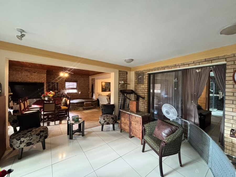 3 Bedroom Property for Sale in Wilkoppies North West